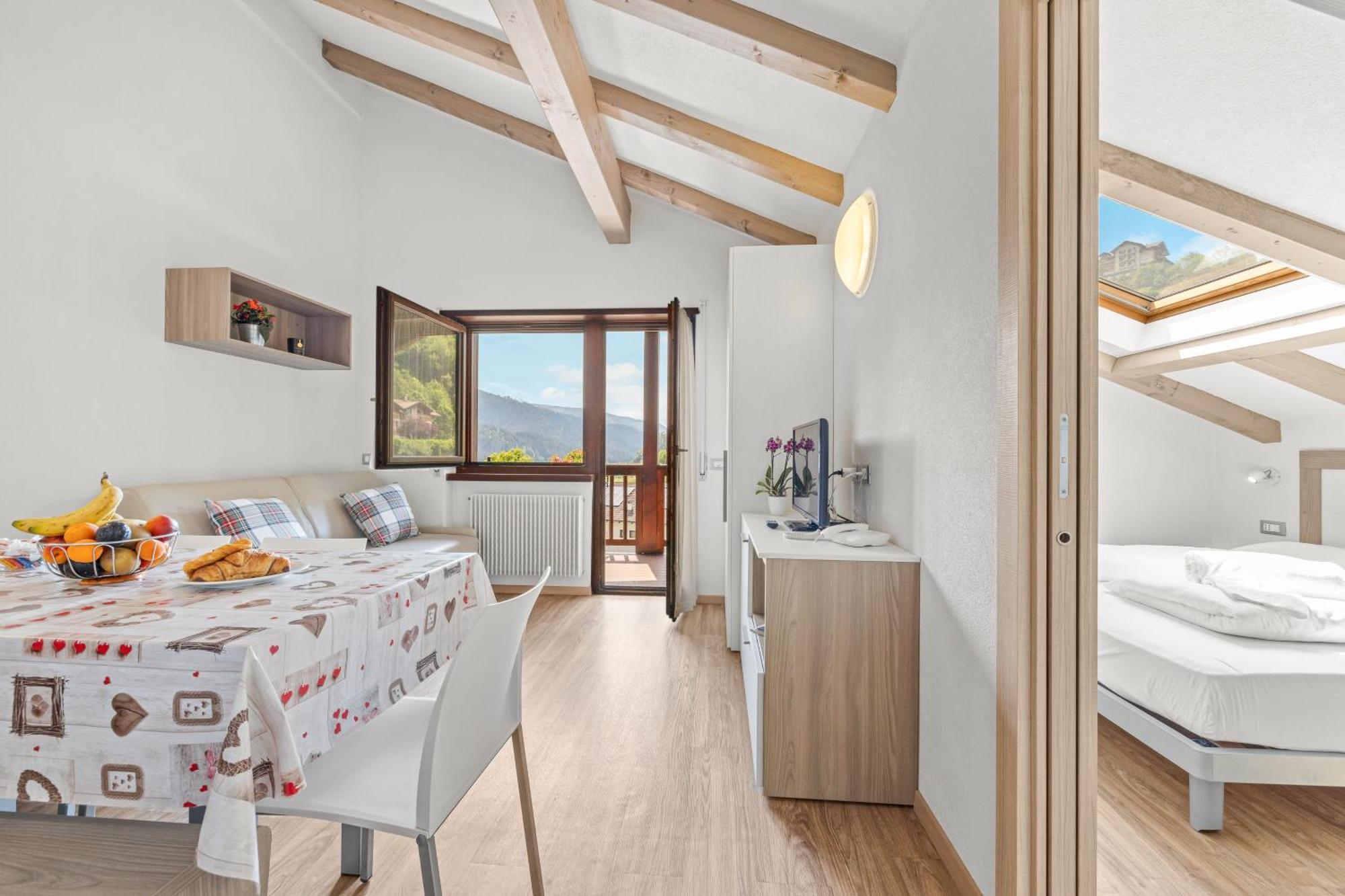 Superior Two-Bedroom Apartment Valley View